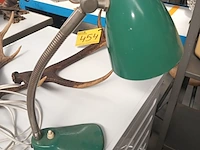 Lot 446 - vintage bureaulamp