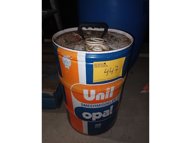 Lot 447 - unil olievat - afbeelding 1 van  3