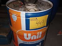 Lot 447 - unil olievat - afbeelding 1 van  3