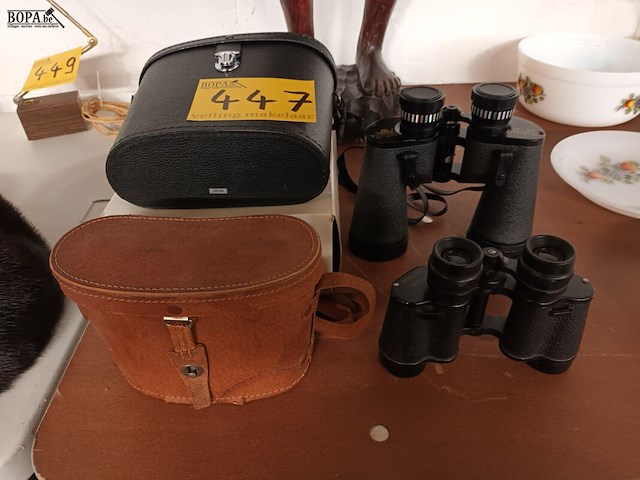 Lot 447 - verrekijkers. 2 stuks - afbeelding 2 van  4