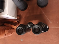 Lot 447 - verrekijkers. 2 stuks - afbeelding 3 van  4