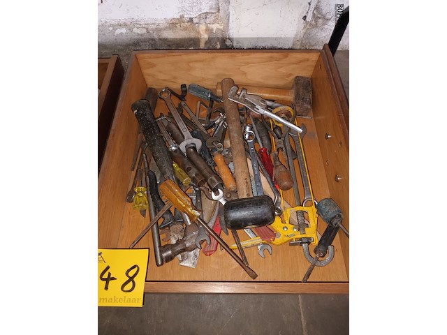 Lot 448 - gereedschap. 2 bakken - afbeelding 2 van  3