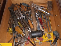 Lot 448 - gereedschap. 2 bakken - afbeelding 2 van  3