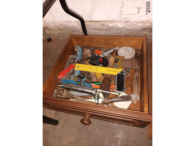 Lot 448 - gereedschap. 2 bakken - afbeelding 3 van  3