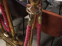 Lot 45 - afzetpaaltjes. 7 stuks - afbeelding 3 van  4