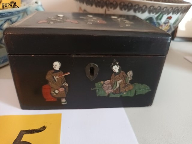 Lot 45 - chinese theedoos - afbeelding 2 van  4