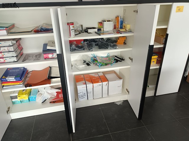 Lot 45 - kantoormateriaal. inhoud kast - afbeelding 1 van  9