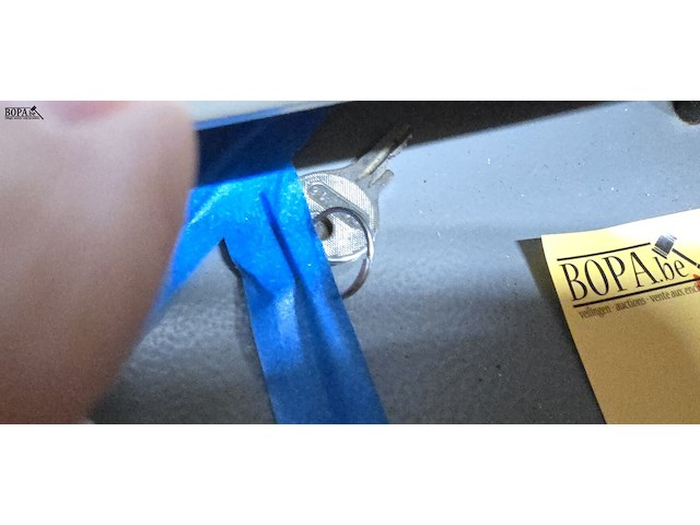 Lot 45 - kassa met lade met sleutel - afbeelding 3 van  4