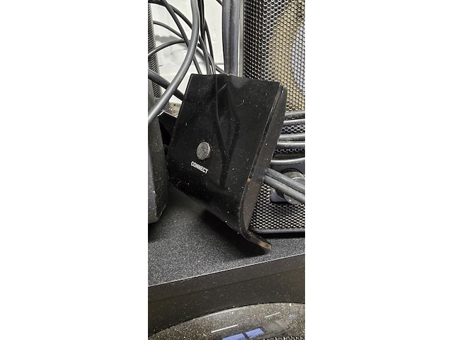 Lot 45 - logitec 4 delig luidsprekersset - afbeelding 4 van  4