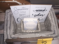 Lot 45 - mandjes en spreuken - afbeelding 2 van  4