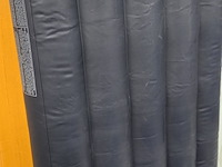 Lot 45 - opblaasbare luchtmatrassen 2 stuks - afbeelding 2 van  4