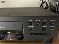 Lot 45 - philips dvd speler en cassettespeler - afbeelding 2 van  11