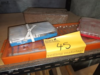 Lot 45 - precisieschroevendraaiers en boren - afbeelding 1 van  4
