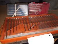 Lot 45 - precisieschroevendraaiers en boren - afbeelding 3 van  4