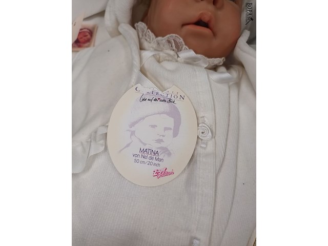 Lot 45 - reborn babypop matina in mandje, peterschapsbewijs - afbeelding 5 van  5