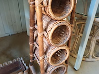 Lot 45 - rotan wijnrek - afbeelding 2 van  2