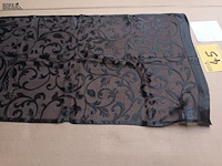 Lot 45 - sjaal nina ricci - afbeelding 2 van  3