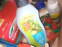 Lot 45 - tuin producten. 1 bak - afbeelding 4 van  5