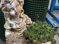 Lot 45 - tuinbeeld in beton - afbeelding 3 van  3