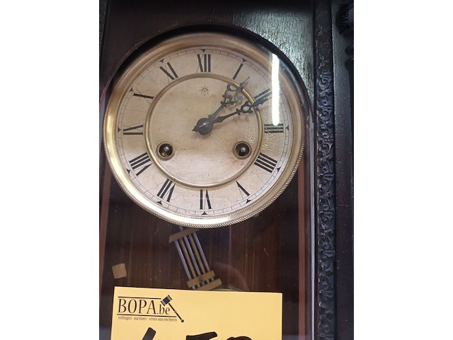 Lot 450 - houten muurklok - afbeelding 4 van  5