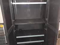 Lot 451 - tuinkast in pvc - afbeelding 2 van  3