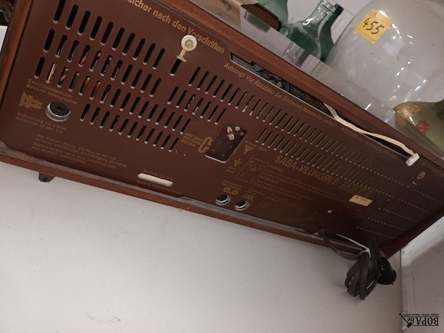 Lot 452 - antiek radio saba-villingen - afbeelding 3 van  4