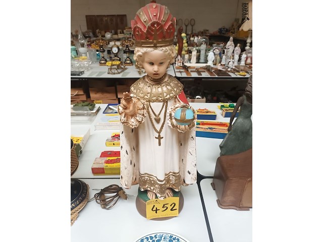 Lot 452 - heiligenbeeld kindje van praag - afbeelding 1 van  5