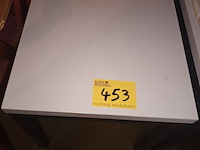 Lot 453 - bijzettafeltjes. 2 stuks - afbeelding 3 van  3