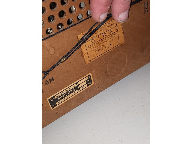 Lot 453 - radio bakeliet philips - afbeelding 3 van  4