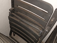 Lot 453 - verstelbare tuinstoelen. 2 stuks - afbeelding 2 van  3