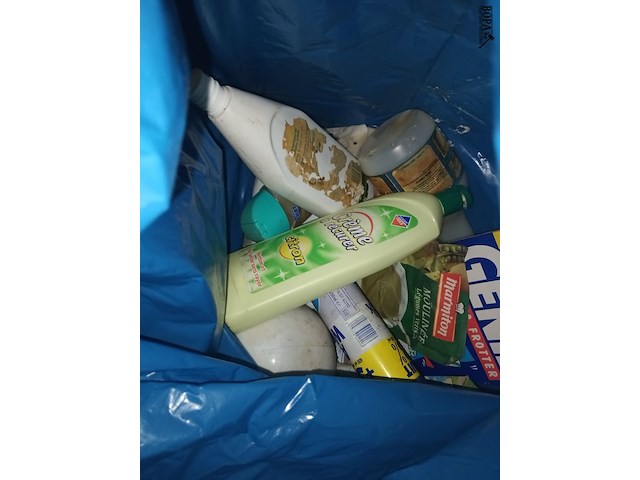 Lot 455 - huisraad. 7 zakken - afbeelding 3 van  6