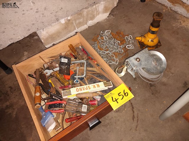 Lot 456 - gereedschap. 1 bak - afbeelding 1 van  3