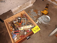 Lot 456 - gereedschap. 1 bak - afbeelding 1 van  3