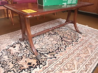 Lot 458 - salontafel - afbeelding 2 van  4