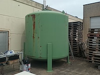 Lot 458 - verwarmingsinstallatie met mazouttank - afbeelding 4 van  4