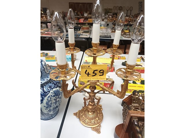 Lot 459 - lampedaire in koper - afbeelding 1 van  4