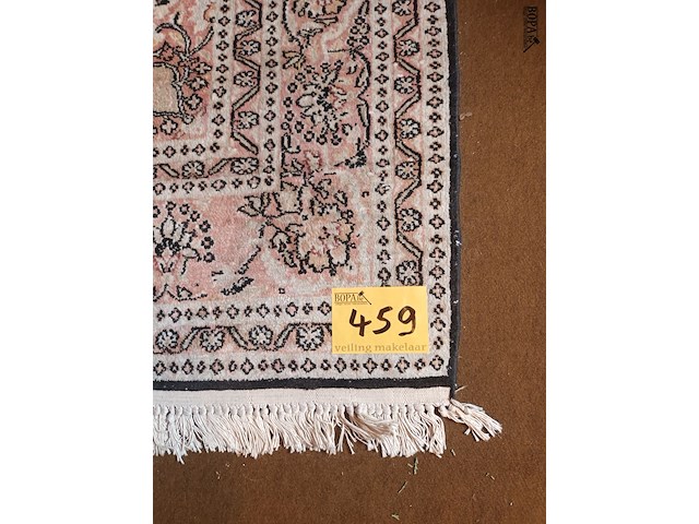 Lot 459 - perzisch tapijt - afbeelding 6 van  6