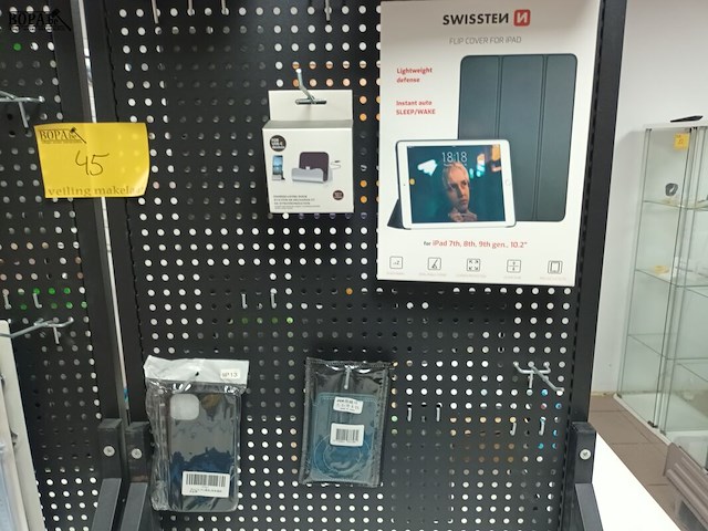 Lot 46 - accessoires voor gsm en tablets. 46 stuks - afbeelding 6 van  10