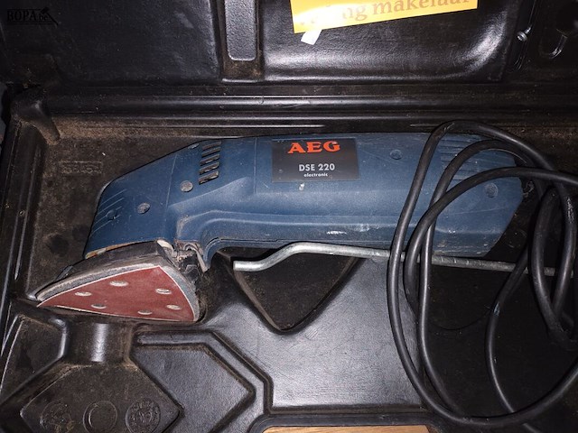 Lot 46 - deltaschuurmachine aeg - afbeelding 2 van  3