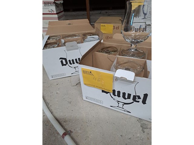 Lot 46 - duvel glazen - afbeelding 1 van  1