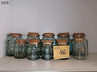 Lot 46 - glazen voorraadpotten. 10 stuks - afbeelding 1 van  3