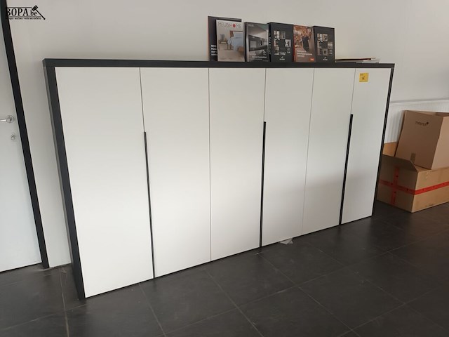 Lot 46 - kantoorkast - afbeelding 2 van  3