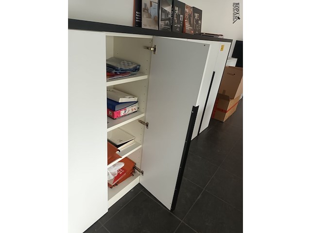 Lot 46 - kantoorkast - afbeelding 3 van  3