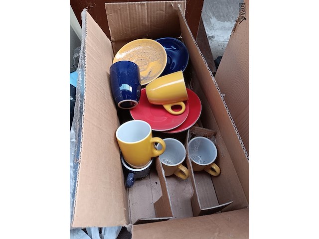 Lot 46 - kastjes en diversen - afbeelding 5 van  5