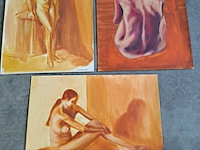 Lot 46 - kunstwerkt met vrouwelijk naakt - 3 stuks - afbeelding 1 van  1