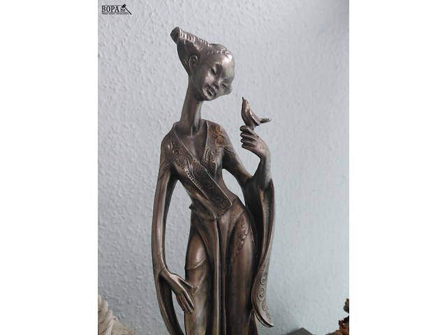 Lot 46 - lot art deco-stijl bronskleurig beeld geisha met vogel - afbeelding 3 van  4