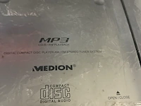 Lot 46 - medion compact disc player/stereo nieuw - afbeelding 2 van  4