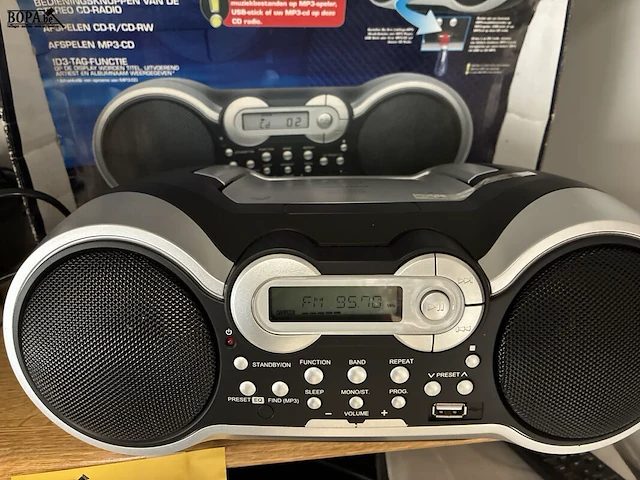 Lot 46 - medion compact disc player/stereo nieuw - afbeelding 4 van  4