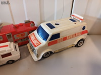 Lot 46 - rescue voertuigen op schaal. 12 stuks. - afbeelding 2 van  14