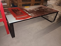 Lot 46 - salontafel met glazen blad - afbeelding 3 van  3